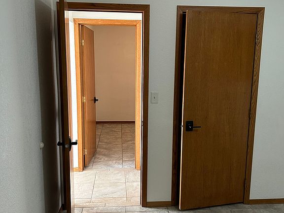 5th image of 304 Tornado Dr #3