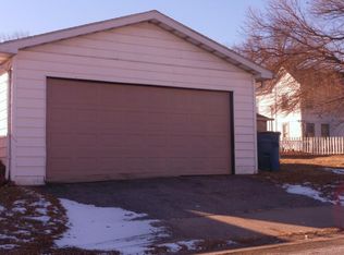 807 Illinois Ave, Collinsville, IL 62234