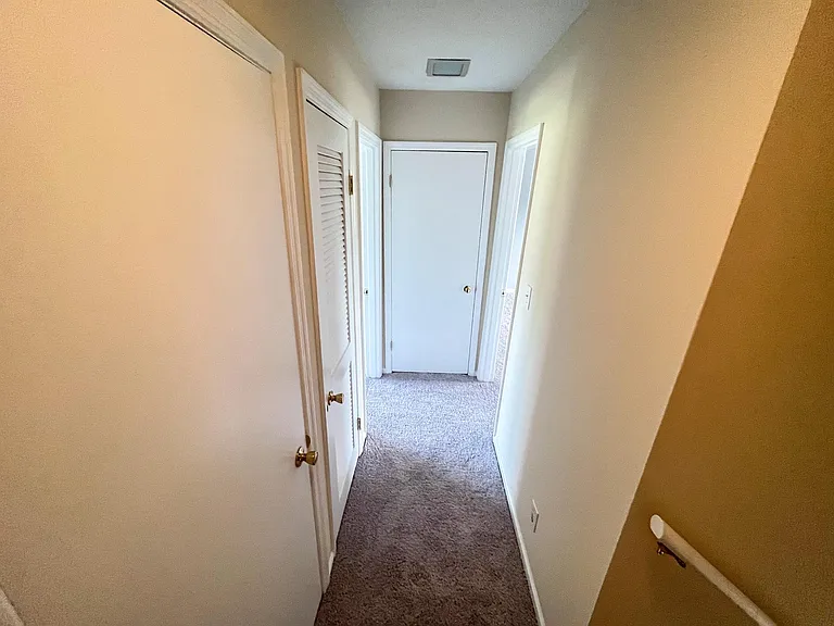 4746 Champion Ct — Photo 17