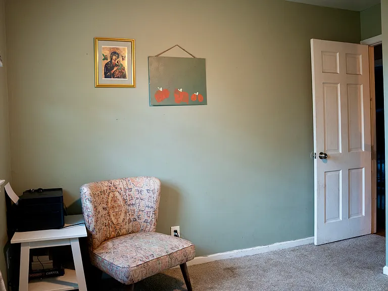 1613 Loren Cres — Photo 10