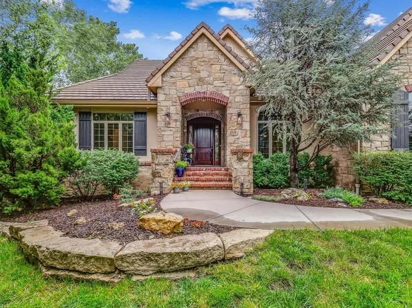 127 E Pine Meadow Ct, Andover, KS 67002