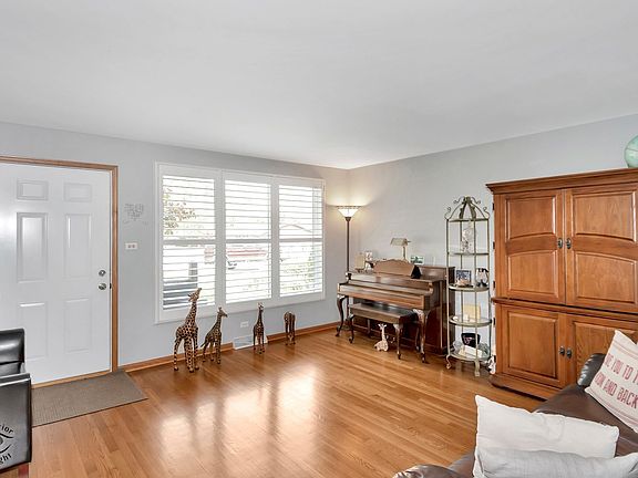 3rd image of 5411 Fairway Dr