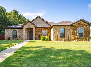 1301 Comanche, Longview, TX 75605