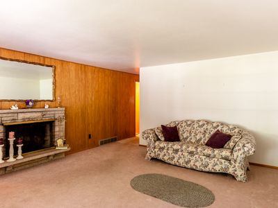 1811 Aspen Ln, Green Bay, WI, 54303