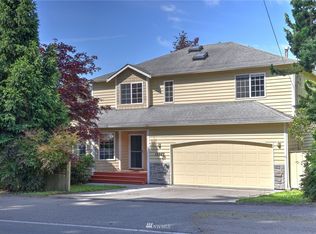 12327 1st Ave NE, Seattle, WA 98125
