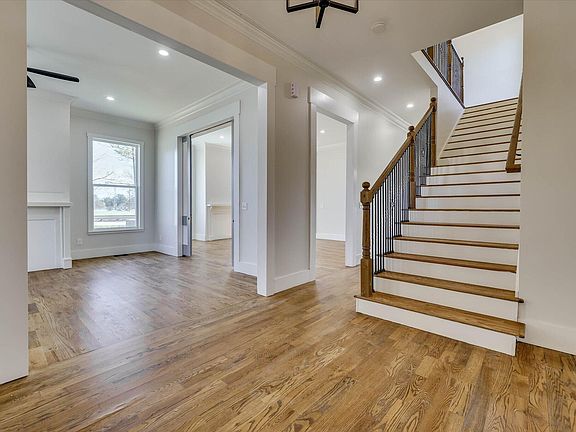 5th image of 434 Watkins Street