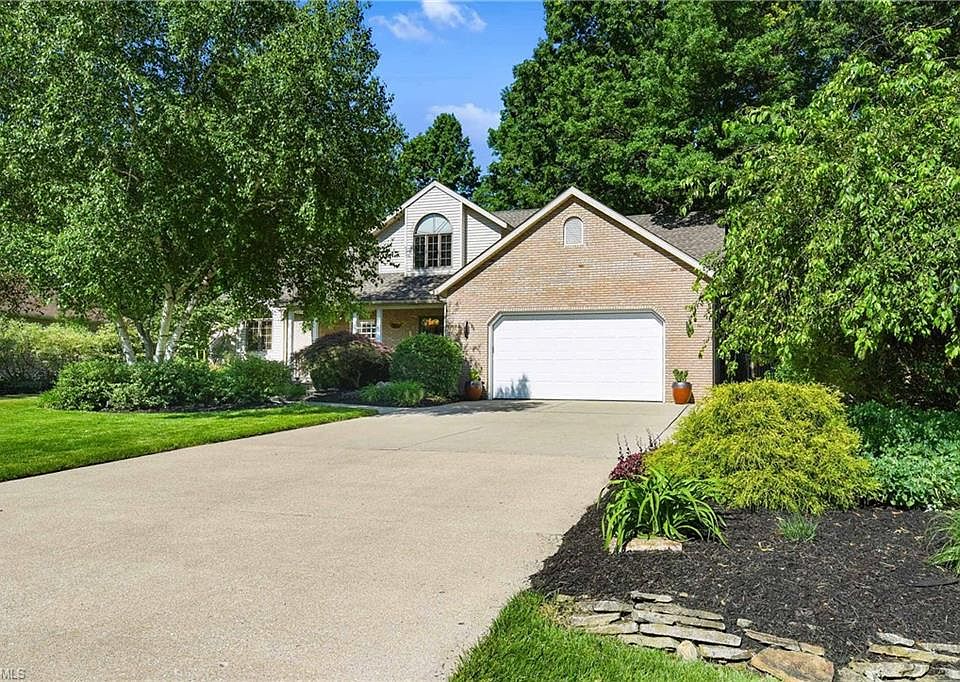 1st image of 2270 Candlewood Dr