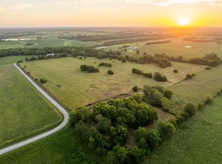 32901 S Jacobson Rd, Harrisonville, MO 64701