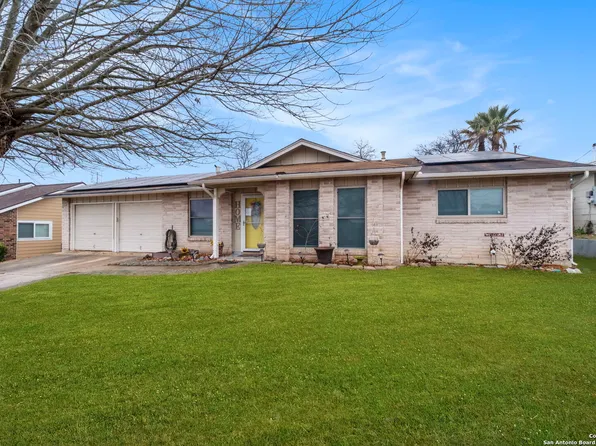 217 WHISPERING OAKS, Live Oak, TX 78233