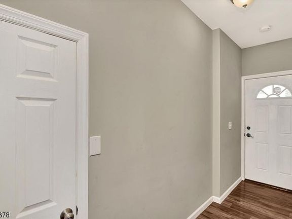 3rd image of 12 William St #2