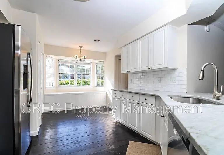 2065 Emerald Ter — Photo 22