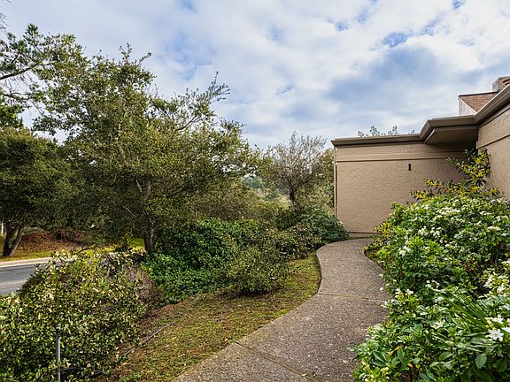 2nd image of 1 Montsalas Dr