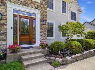 3214 Sunglow Dr, Lewis Center, OH 43035