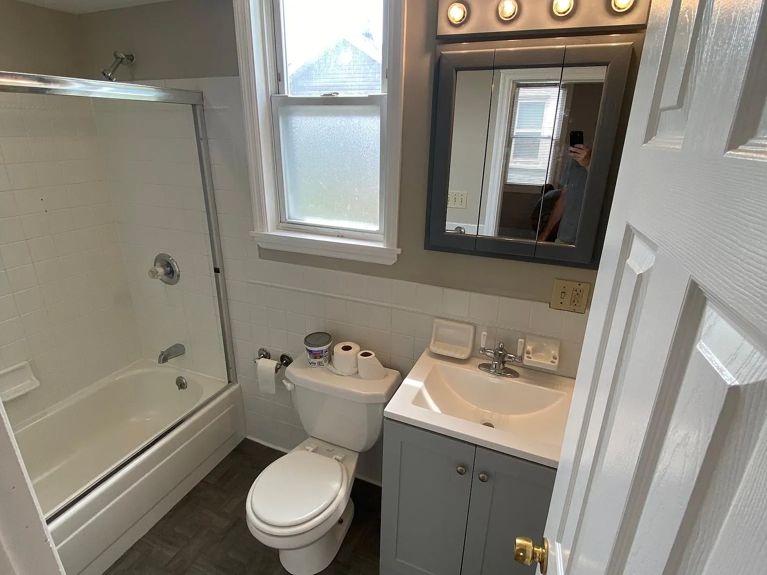 731 Elm St — Photo 3