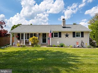 3272 Charmil Dr, Manchester, MD 21102