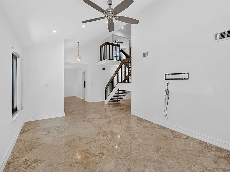 21661 Casa Monte Ct — Photo 4
