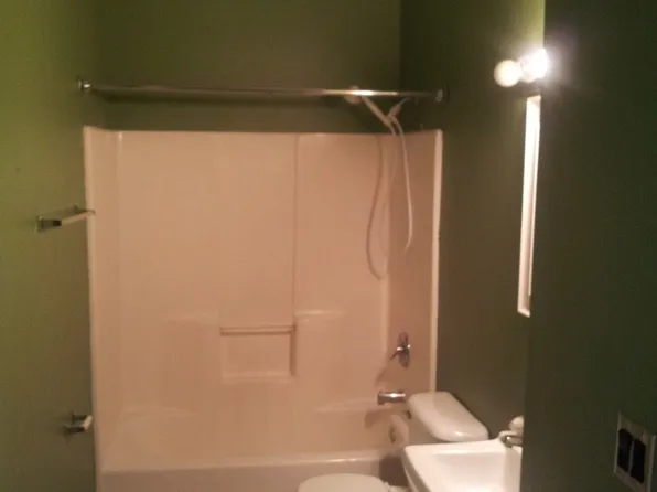 1025 5th, 1025 S 5th St APT 4, Milwaukee, WI 53204