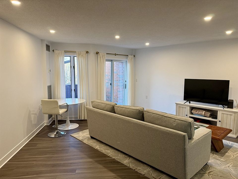 1st image of 100 Rosemary Way APT 322