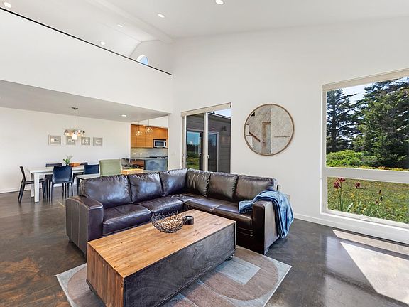 2nd image of 15780 Forest View Road