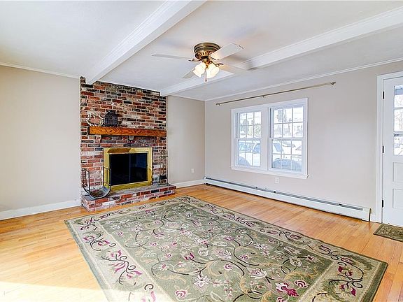 5th image of 72 Westfield Dr