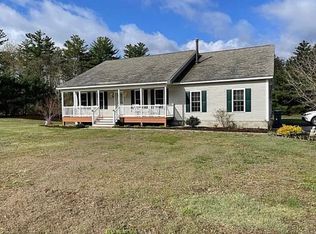 436 Reservoir Rd, Lunenburg, MA 01462
