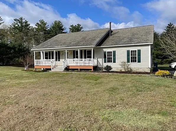 436 Reservoir Rd, Lunenburg, MA 01462