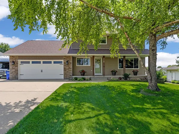 315 G Ave W, Walford, IA 52351