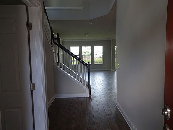 3rd image of 6925 Old Benton Dr
