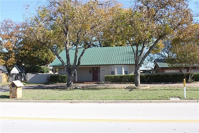 1st image of 2514 Murphy Dr