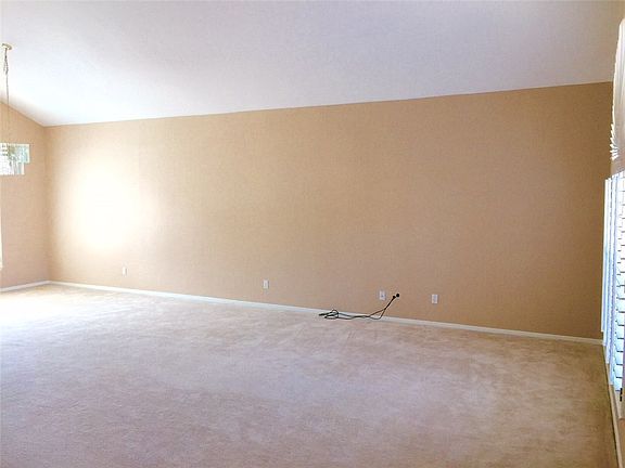 5th image of 5948 Via Cuesta Dr