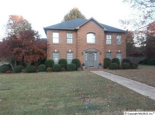 1529 Southampton Ct SE, Decatur, AL 35601