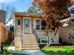 8732 Central Ave, Morton Grove, IL 60053