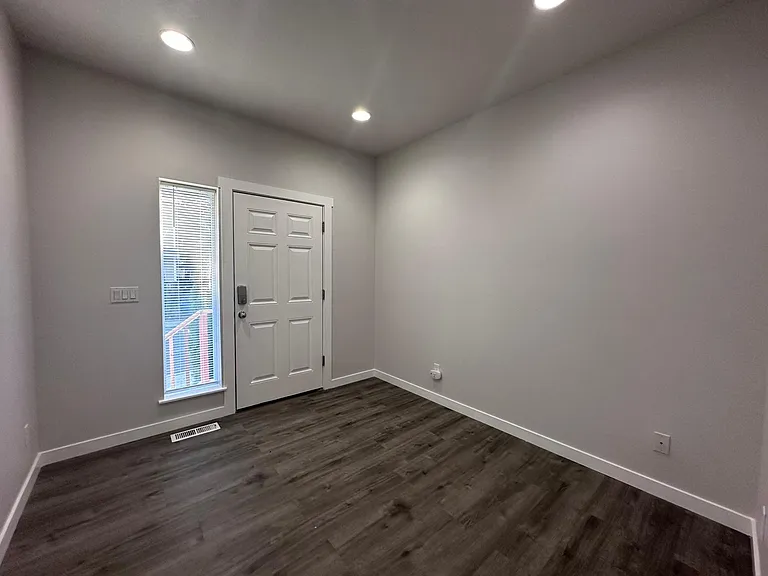 2839 NE Stapleton Rd — Photo 2