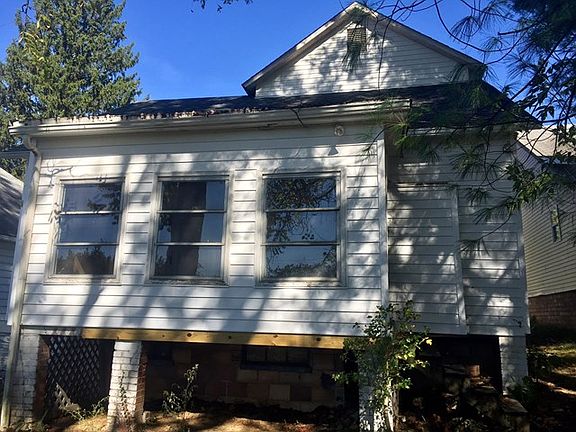 2nd image of 408 E 2nd St
