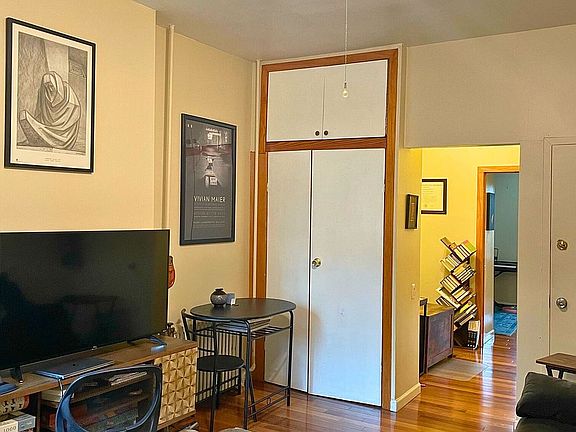 2nd image of 178 India St APT 5