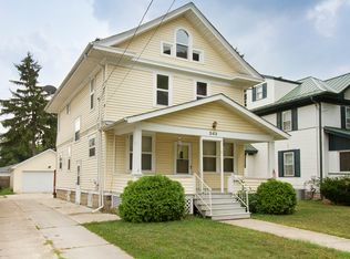 343 Marion Ave, Aurora, IL 60505