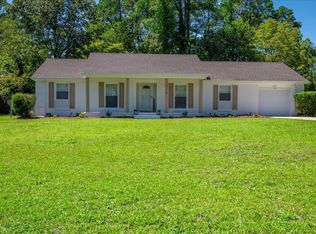 216 Haverhill Dr, Fayetteville, NC 28314