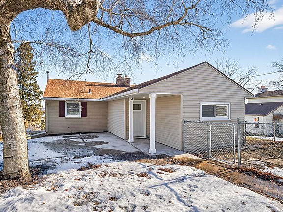 5th image of 2206 1st Ave SW