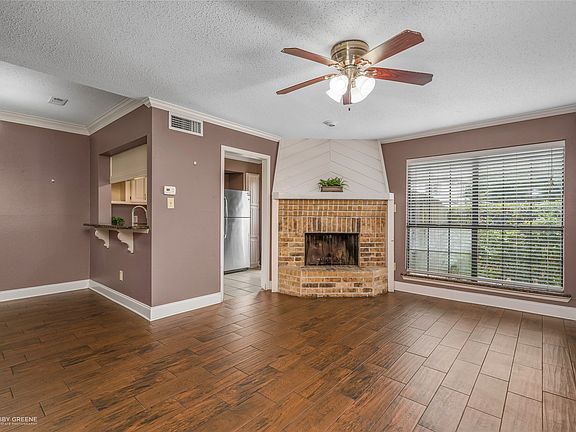 4th image of 3100 Fairfield Ave Unit 6C