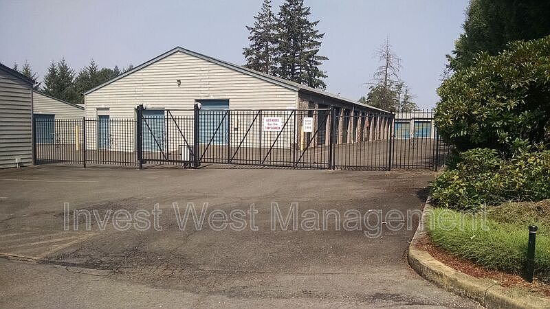 2nd image of 5585 Commercial St SE Unit 66