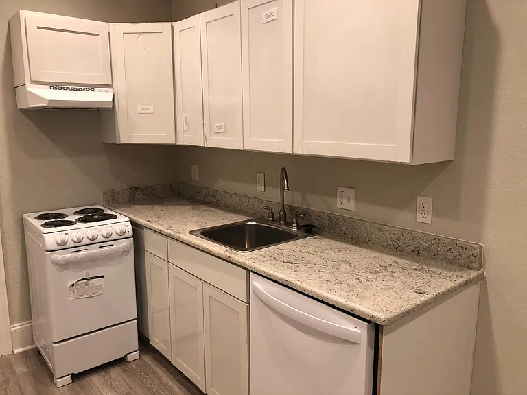 3114 Dunbar Ln #CARRIAGE HOUSE — Photo 11