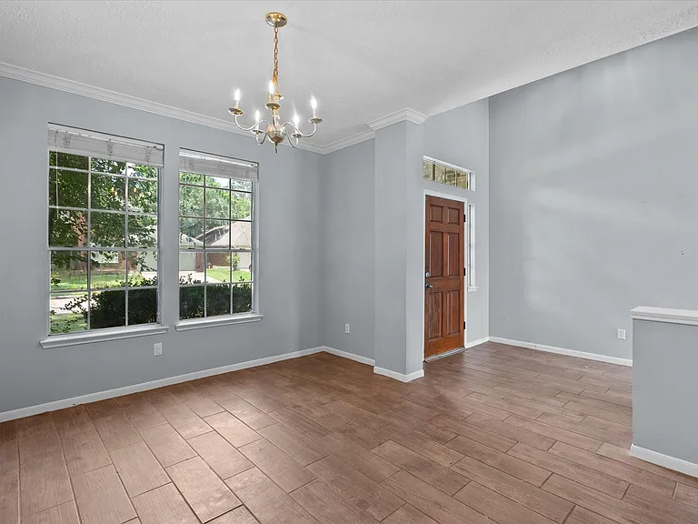 4915 Stone Harbor Dr — Photo 16
