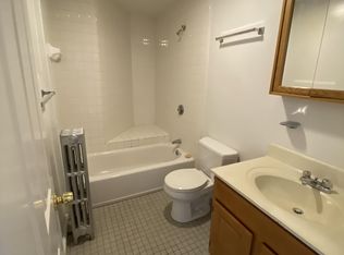 464 Salem St APT 7, Medford, MA 02155
