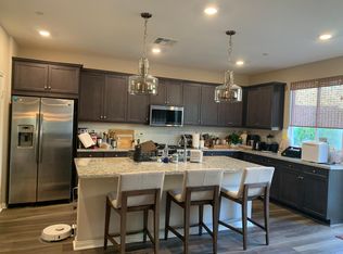 415 Tibbetts St #2, Santa Paula, CA 93060