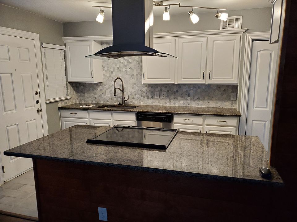 1st image of 9734 Ash Creek Dr
