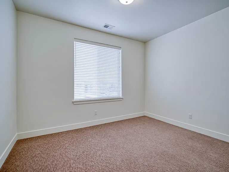 Eden Apartments — Photo 112