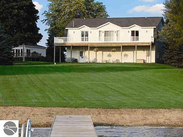 1st image of 238 E Silver Lake Rd