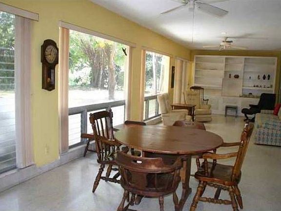 5th image of 2524 Barbara Dr