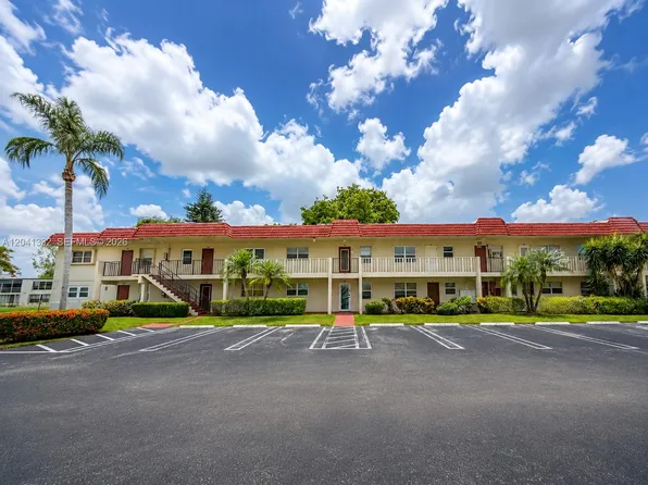 20 Abbey Ln APT 101, Delray Beach, FL 33446