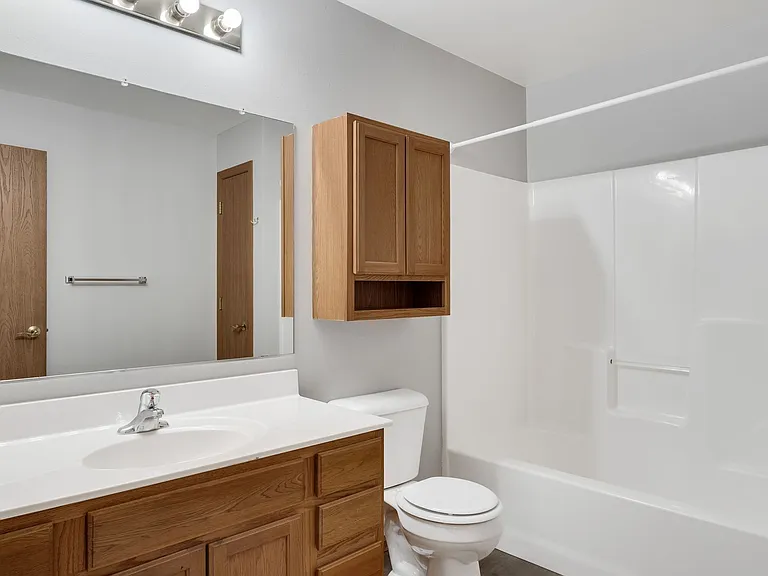 1208 Eastwood St — Photo 18